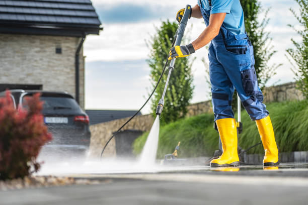 Best Parking Lot and Garage Cleaning  in Bonifay, FL